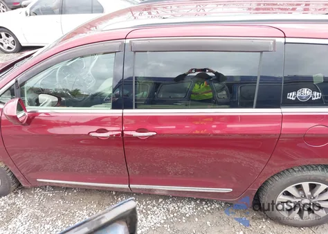 2020 Chrysler Pacifica Touring L Plus z USA, uszkodzony, nr VIN 2C4RC1EG8LR104787